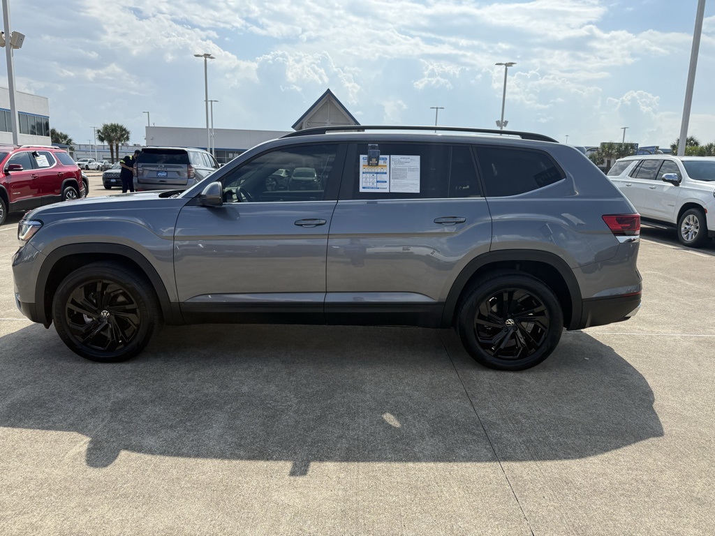 2022 Volkswagen Atlas 3.6L V6 SE w/Technology  at DeMontrond Automotive Group