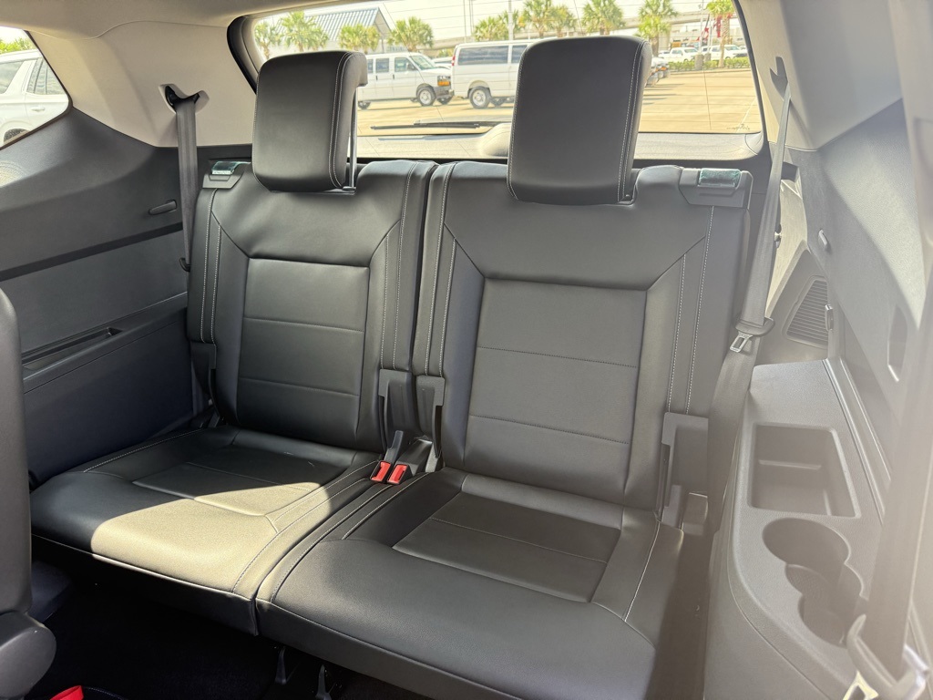 2022 Volkswagen Atlas 3.6L V6 SE w/Technology  at DeMontrond Automotive Group