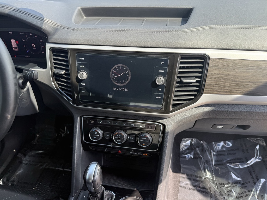 2022 Volkswagen Atlas 3.6L V6 SE w/Technology  at DeMontrond Automotive Group