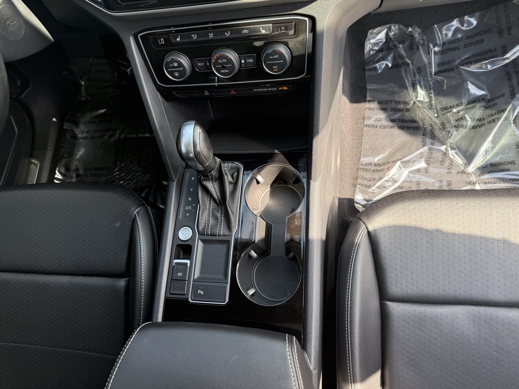 2022 Volkswagen Atlas 3.6L V6 SE w/Technology  at DeMontrond Automotive Group