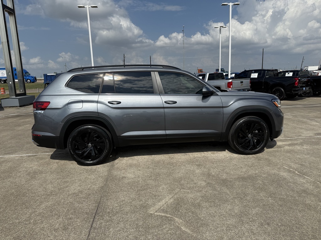 2022 Volkswagen Atlas 3.6L V6 SE w/Technology  at DeMontrond Automotive Group