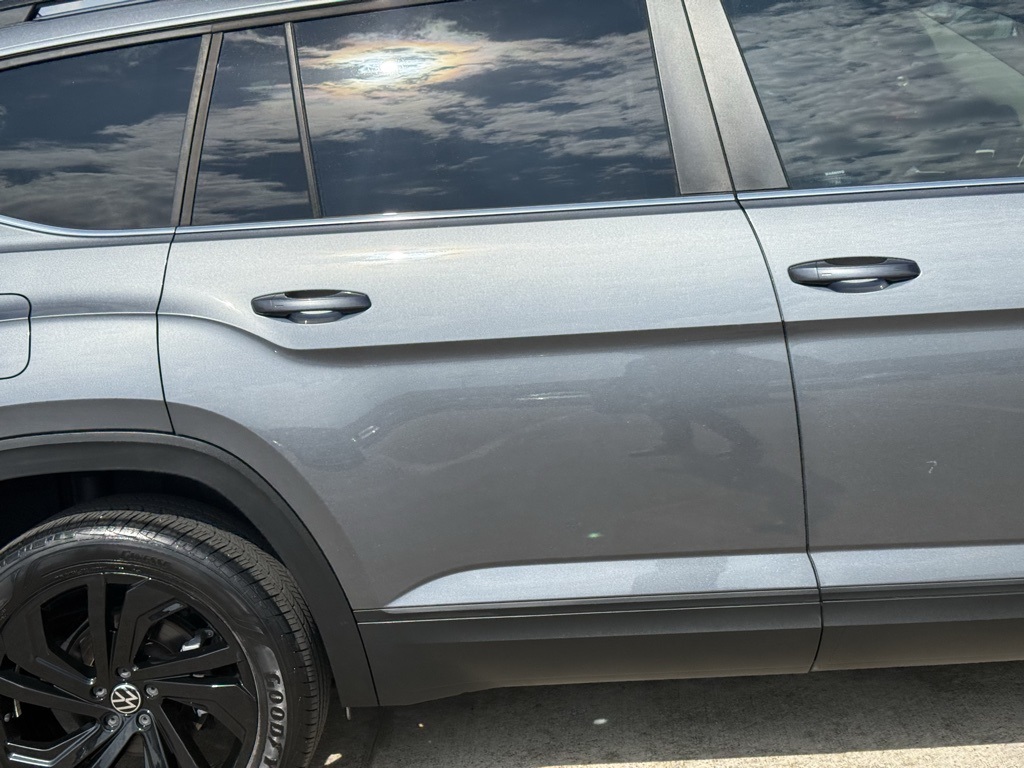 2022 Volkswagen Atlas 3.6L V6 SE w/Technology  at DeMontrond Automotive Group