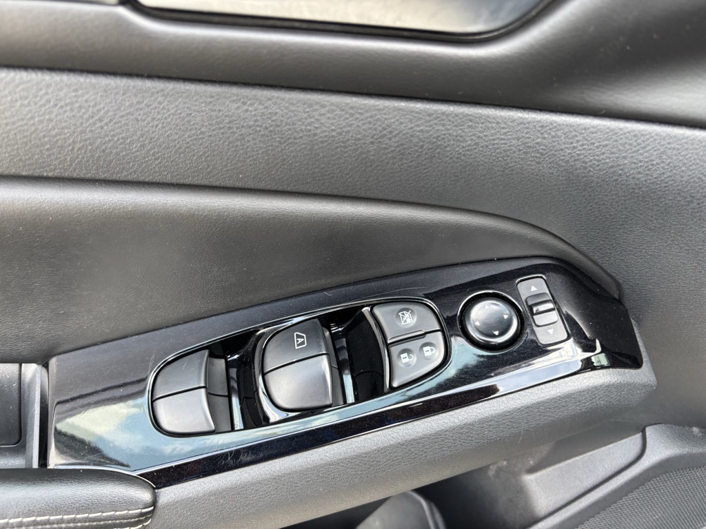 Used Car 2023 Nissan Altima  2.5 Sv For Sale Under $20,000 In Austin, Texas