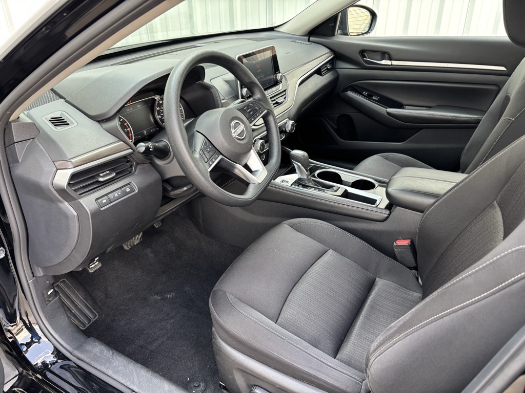 Used Car 2023 Nissan Altima  2.5 Sv For Sale Under $20,000 In Austin, Texas