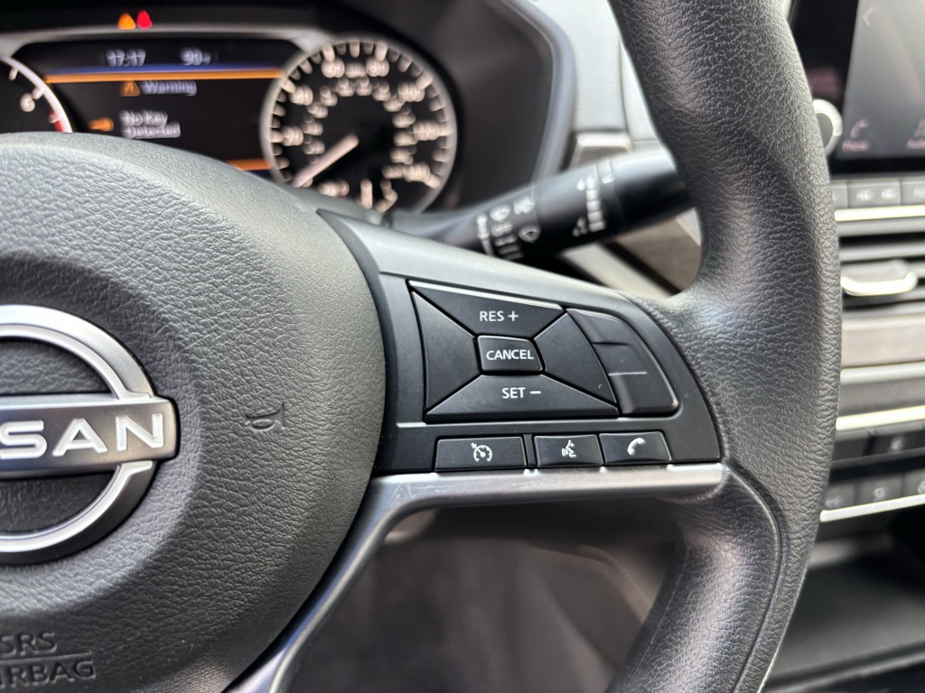Used Car 2023 Nissan Altima  2.5 Sv For Sale Under $20,000 In Austin, Texas