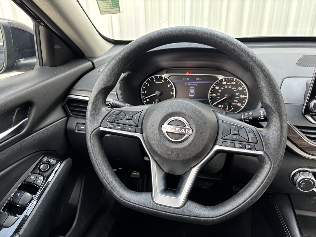 Used Car 2023 Nissan Altima  2.5 Sv For Sale Under $20,000 In Austin, Texas