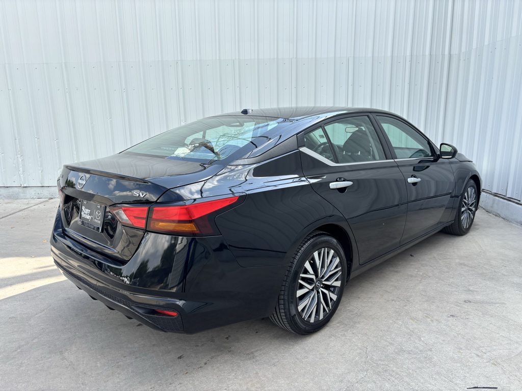 Used Car 2023 Nissan Altima  2.5 Sv For Sale Under $20,000 In Austin, Texas