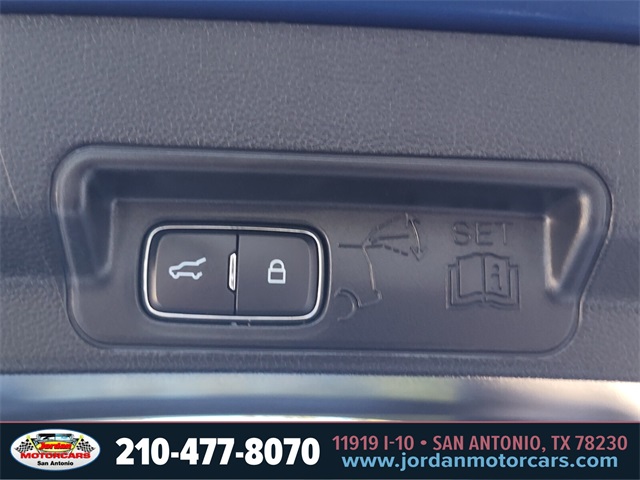 Used Car 2021 Ford Explorer  Limited For Sale Under $25,000 In San Antonio, Texas