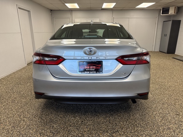 2023 Toyota Camry LE photo 2