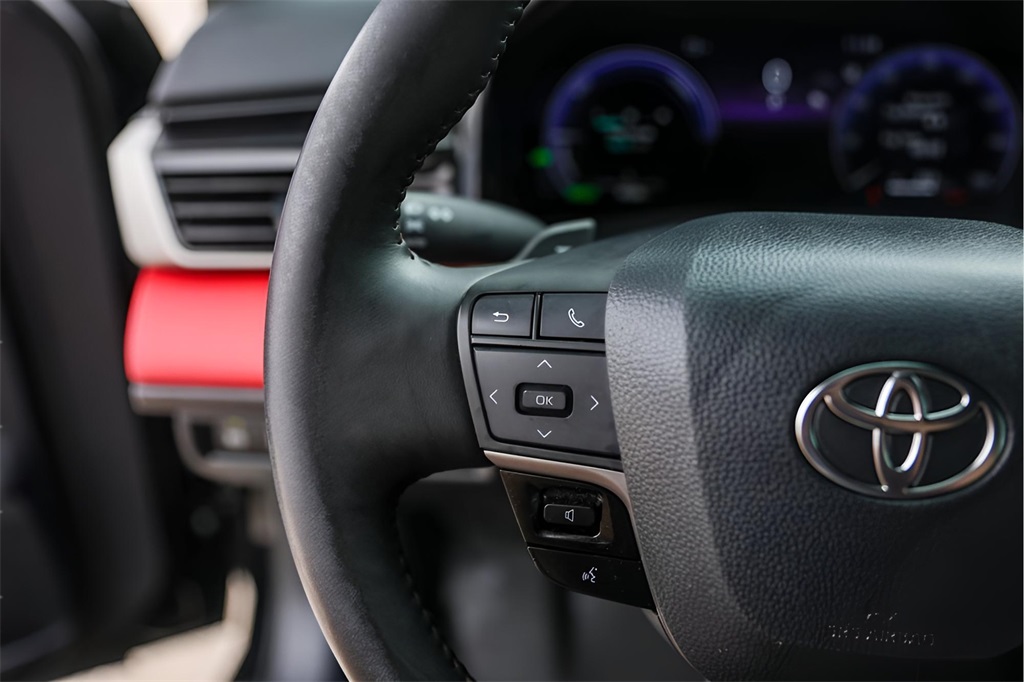 Used Car 2025 Toyota Camry  Xse For Sale Under $35,000 In Austin, Texas