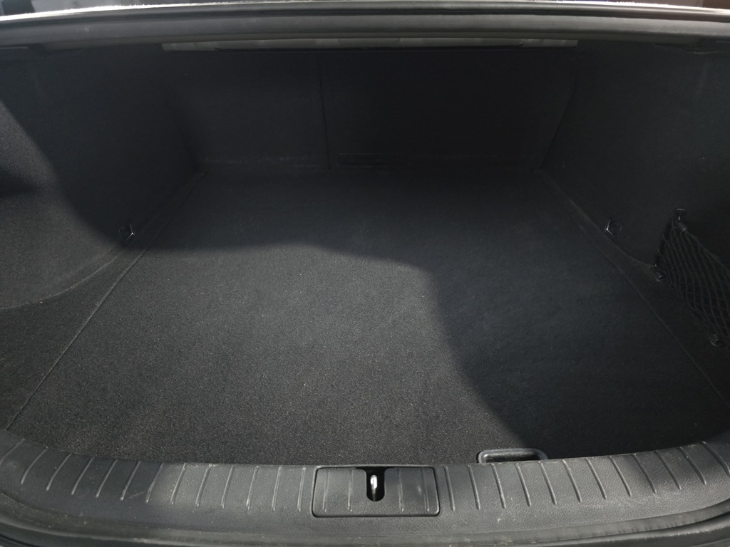 Thumbnail: 2021 Genesis G70 - 29