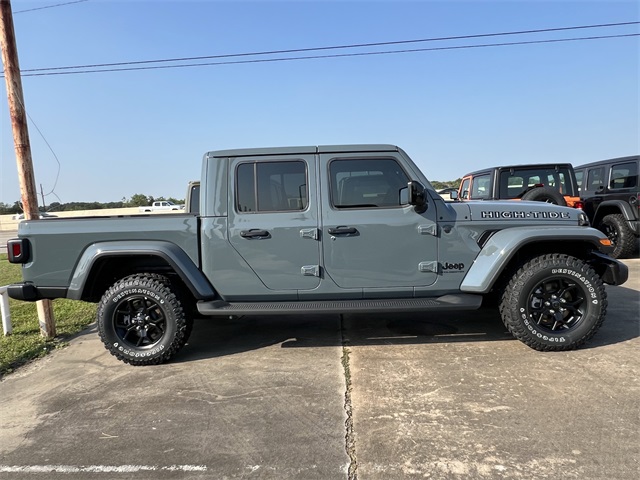 2025 Jeep Gladiator High Tide - 1