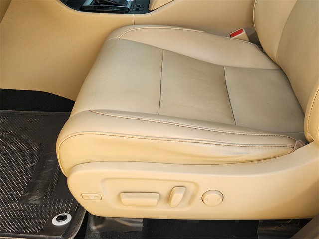 2019 Toyota Highlander XLE Blue at Emmons Autoplex