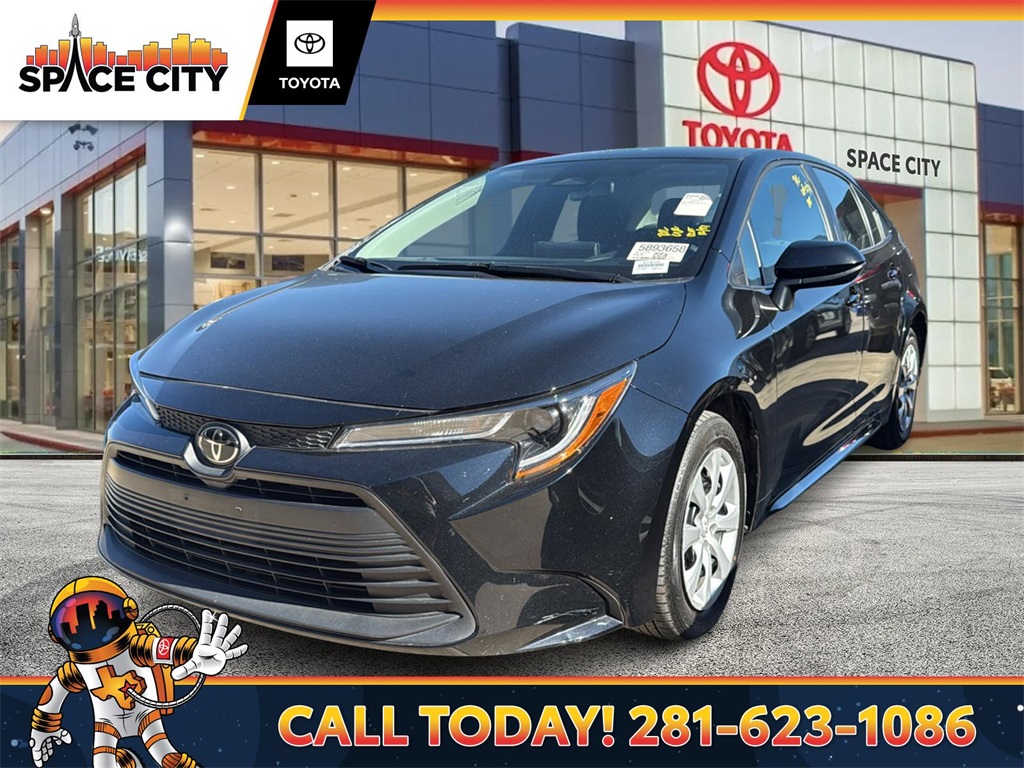 2025 Toyota Corolla LE FWD