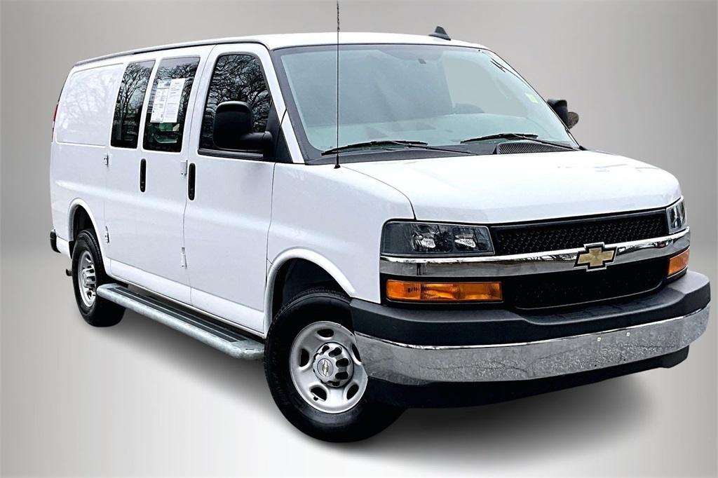 2023 Chevrolet Express Cargo 2500 RWD