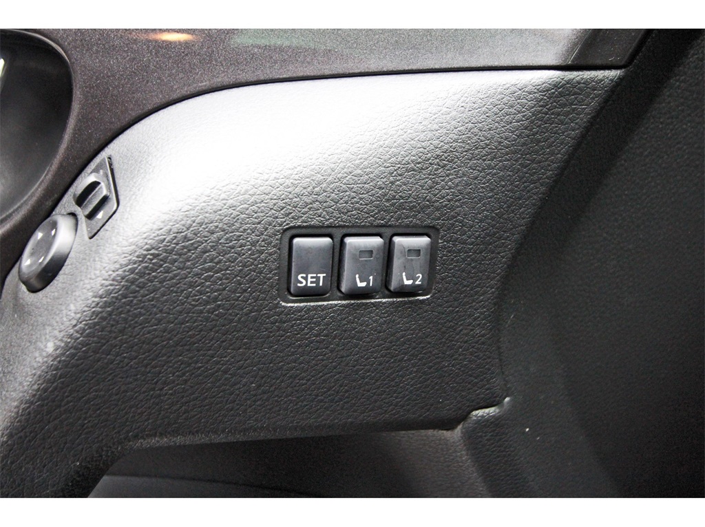 2019 Nissan Rogue SV Black at Martin Chrysler Dodge Jeep Ram