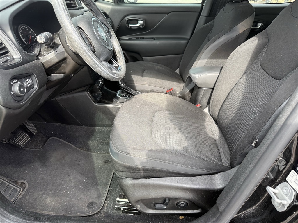 2020 Jeep Renegade Altitude Black at Durrett Motor Company