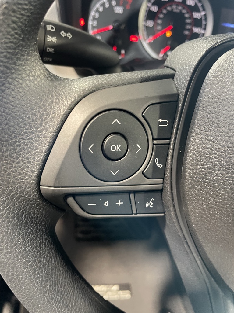 Thumbnail: 2025 Toyota Corolla Cross - 32