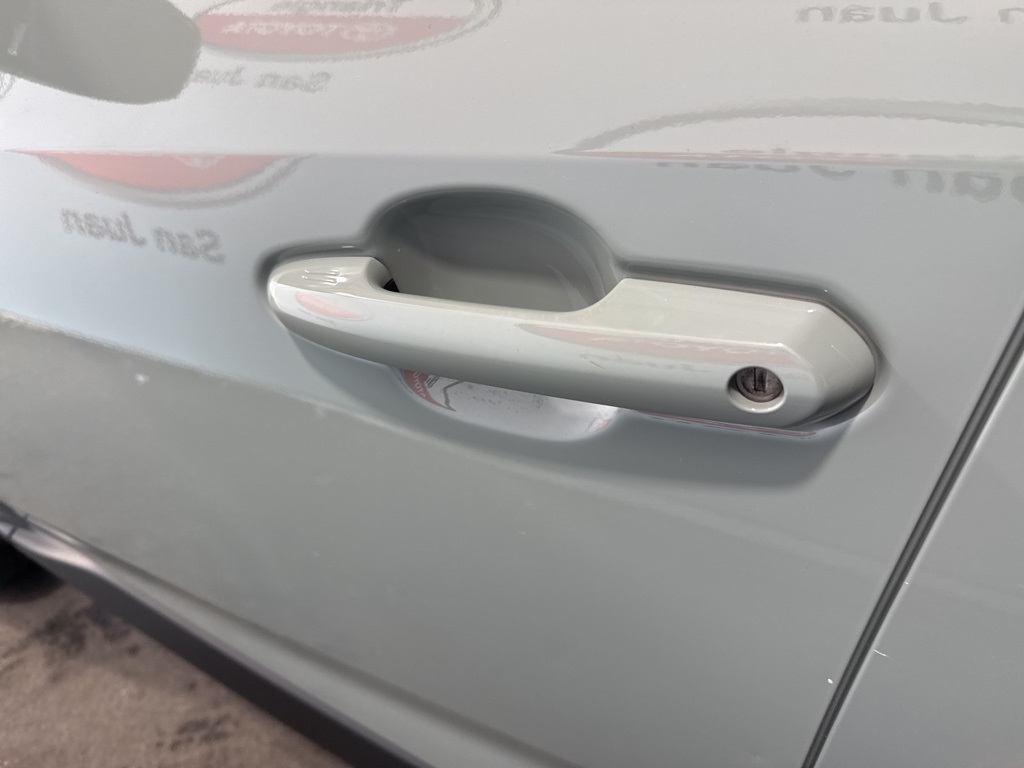 Thumbnail: 2021 Toyota RAV4 - 16