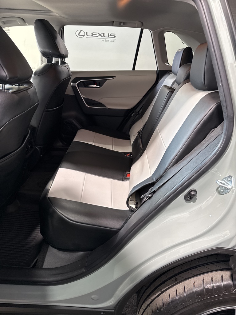 Thumbnail: 2021 Toyota RAV4 - 29