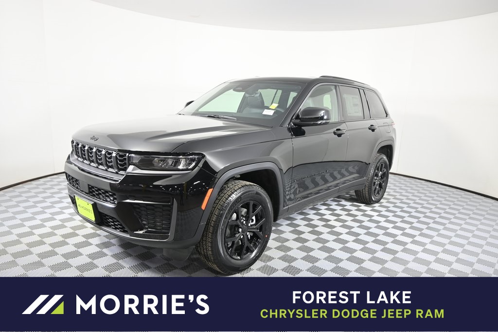 2026 Jeep Grand Cherokee Laredo