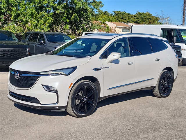 2023 Buick Enclave Essence FWD