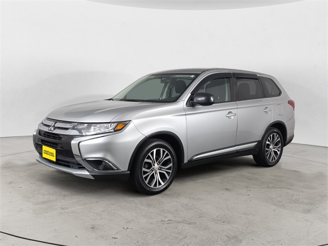2018 Mitsubishi Outlander ES FWD
