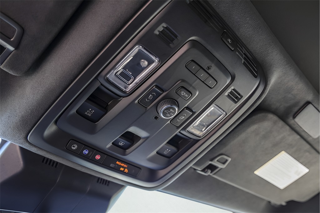 Used Car 2023 Cadillac Escalade  Sport Platinum For Sale Under $90,000 In Austin, Texas