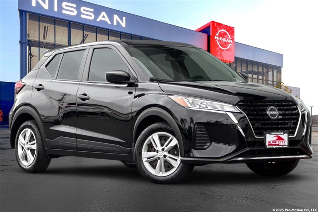 2023 Nissan Kicks S