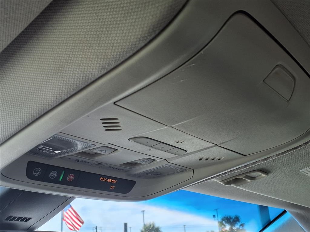 2017 Cadillac XT5 Premium Luxury Silver at Bayway Cadillac of The Woodlands