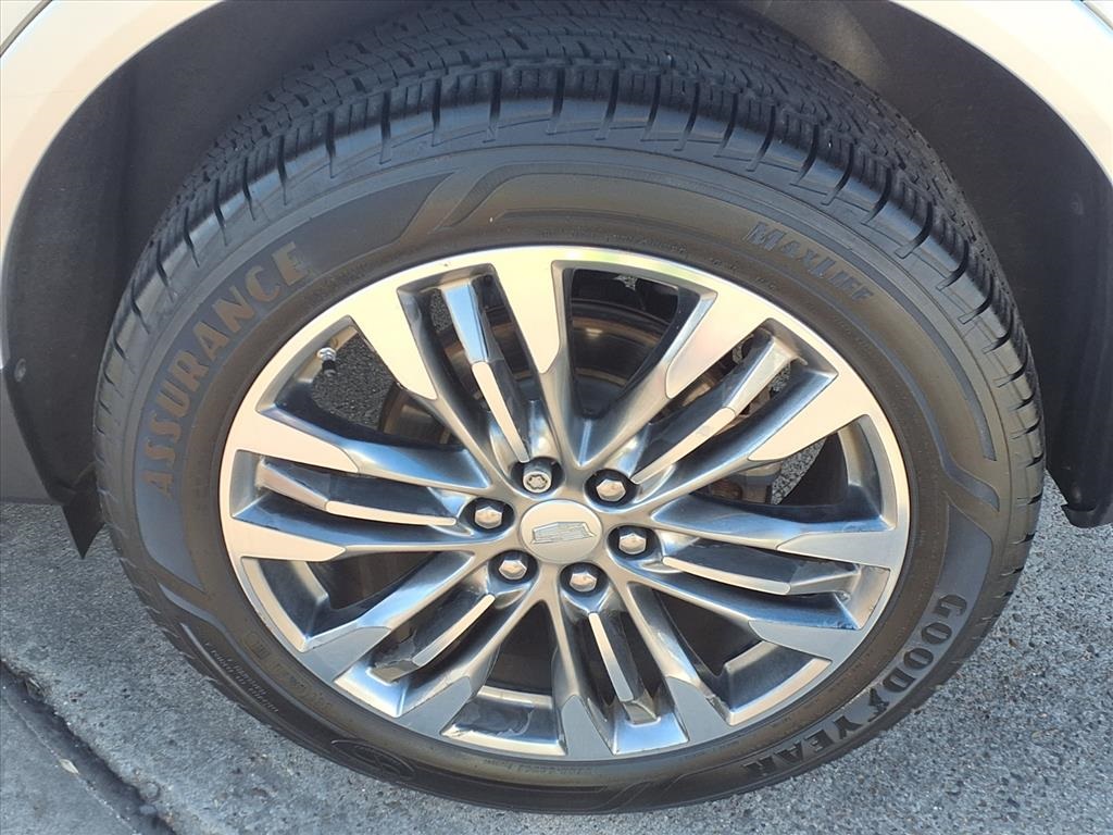 2017 Cadillac XT5 Premium Luxury Silver at Bayway Cadillac of The Woodlands