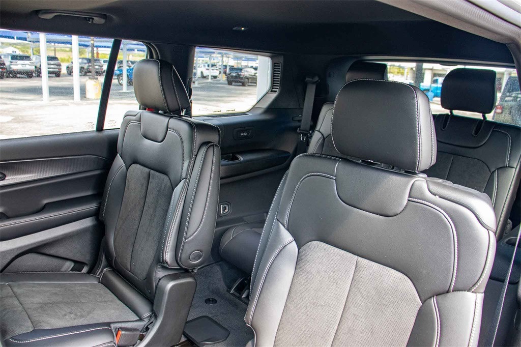 New Car 2025 Jeep Grand Cherokee L  Altitude X For Sale Under $40,000 In San Marcos, Texas