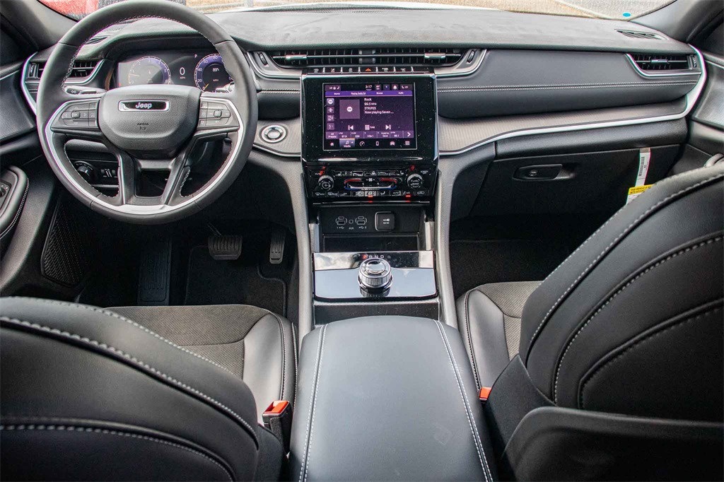 New Car 2025 Jeep Grand Cherokee L  Altitude X For Sale Under $40,000 In San Marcos, Texas