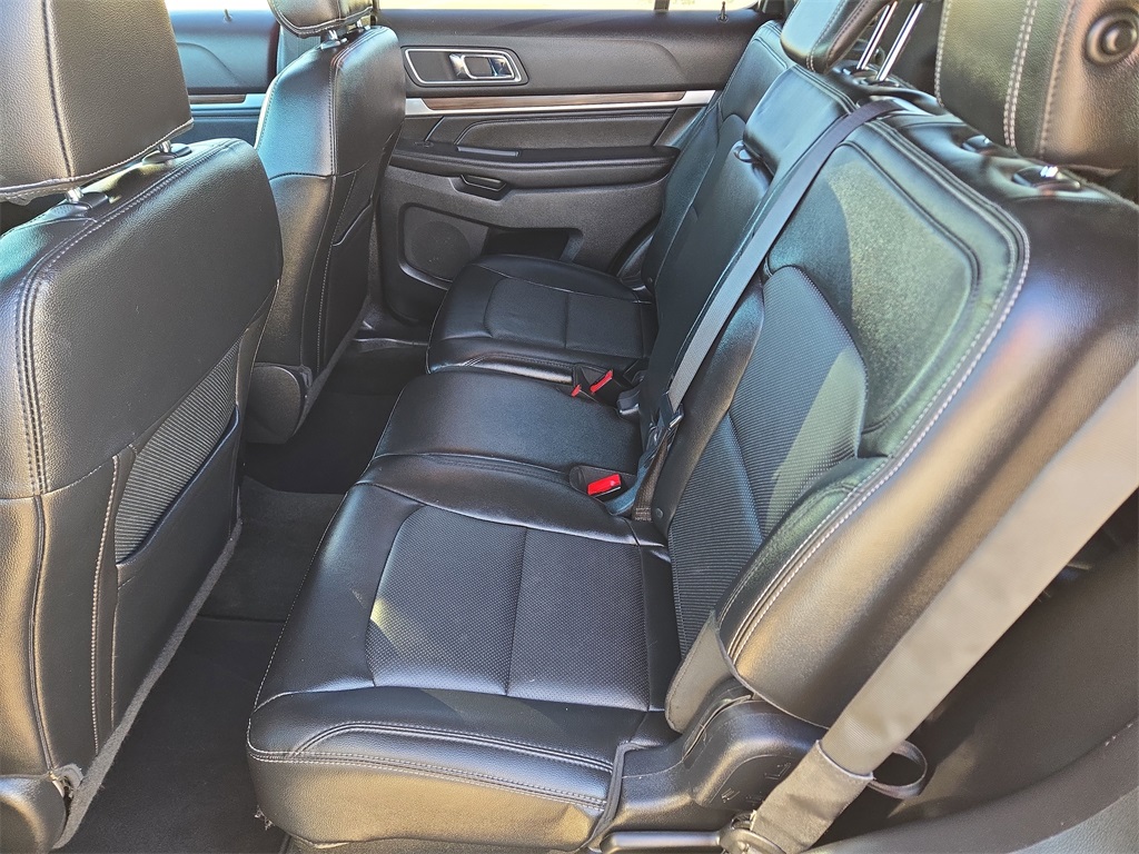 2016 Ford Explorer Limited Gray at Community Honda