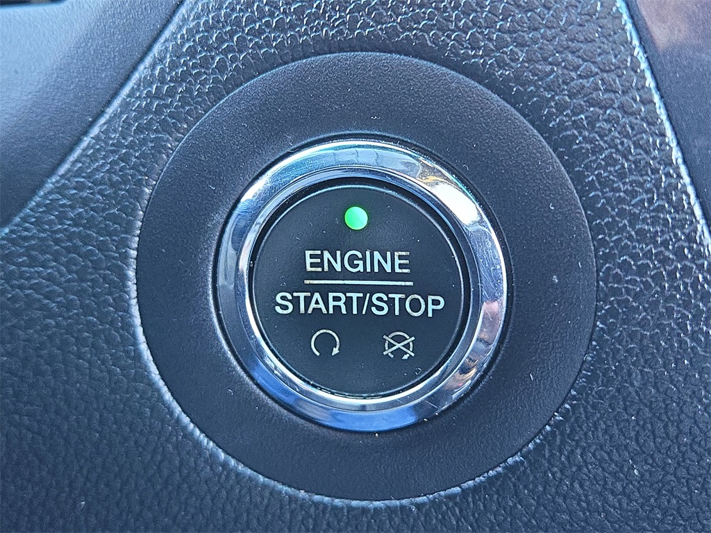 2016 Ford Explorer Limited Gray at Community Honda