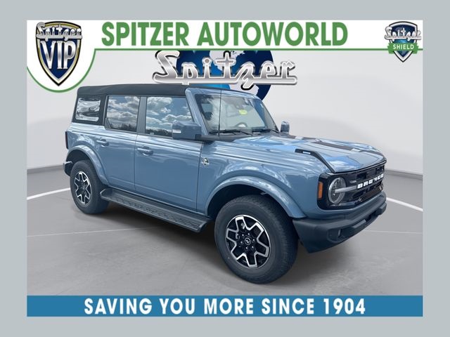 Blue (Azure Gray Metallic Tri-Coat) 2025 Ford Bronco Outer Banks 4-Door 4WD SUV / Crossover Four-Wheel Drive Automatic