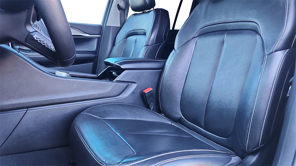 2022 Jeep Grand Cherokee