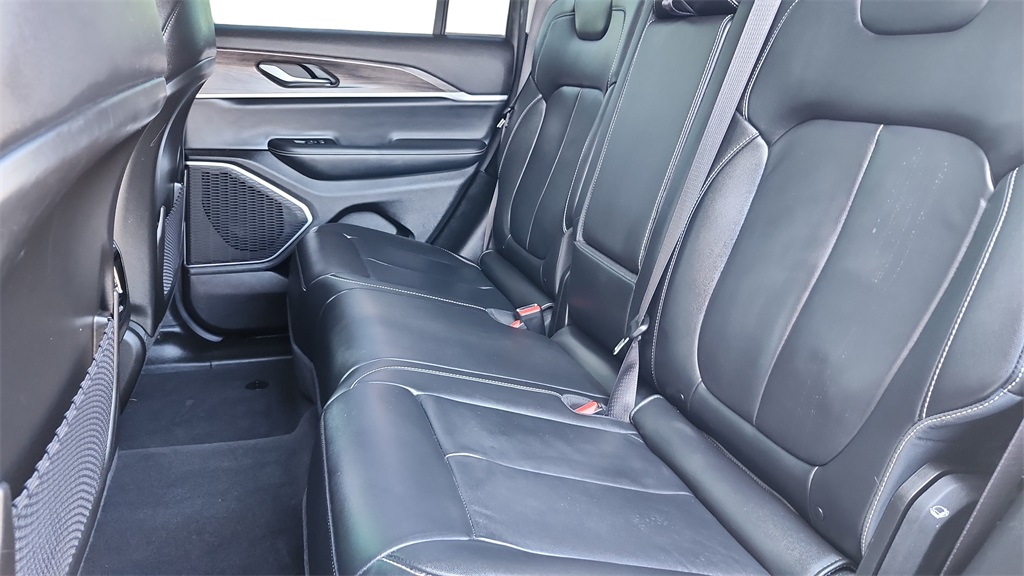 2022 Jeep Grand Cherokee