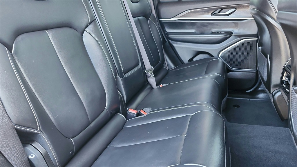 2022 Jeep Grand Cherokee