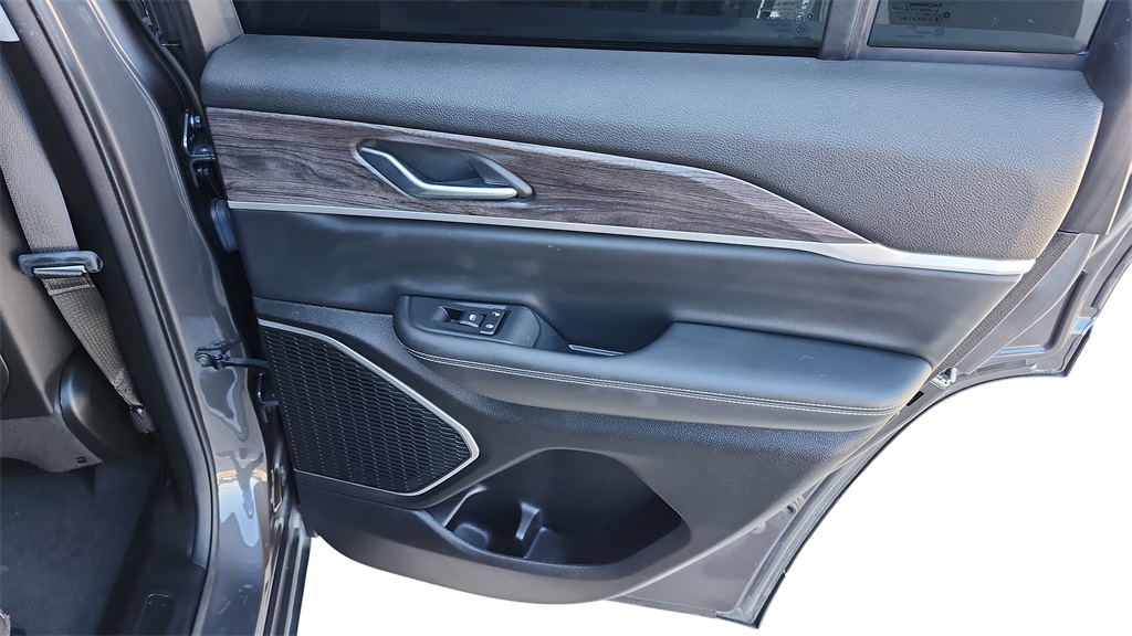 2022 Jeep Grand Cherokee