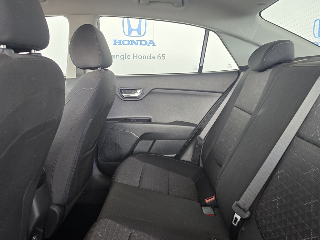 Thumbnail: 2023 Kia Rio - 11