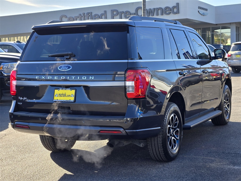 2023 Ford Expedition XLT Gray at Baytown Hyundai
