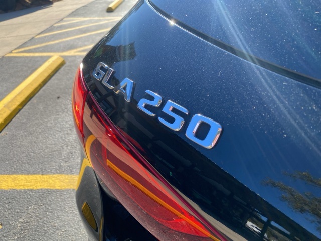 Used Car 2022 Mercedes-benz Gla  Gla 250 For Sale Under $30,000 In San Antonio, Texas