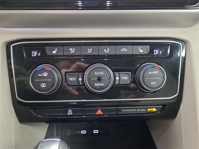 2021 – Volkswagen – Atlas