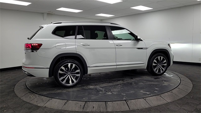 2021 – Volkswagen – Atlas