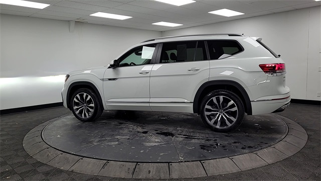 2021 – Volkswagen – Atlas