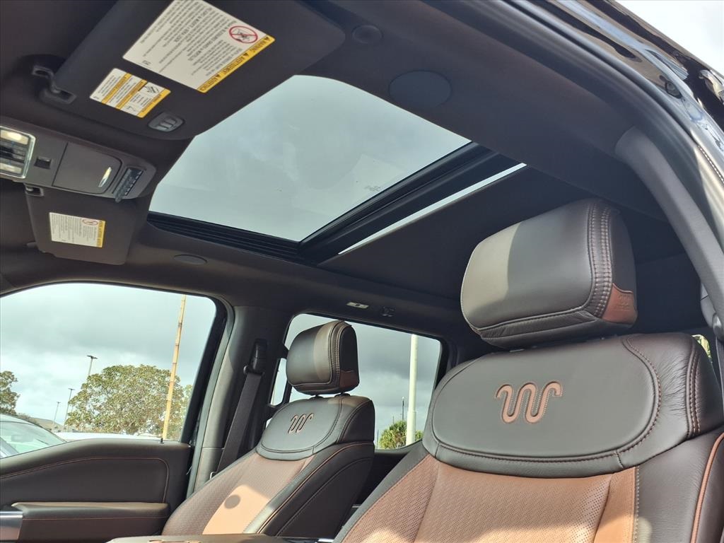 2025 Ford F-350SD King Ranch - 11