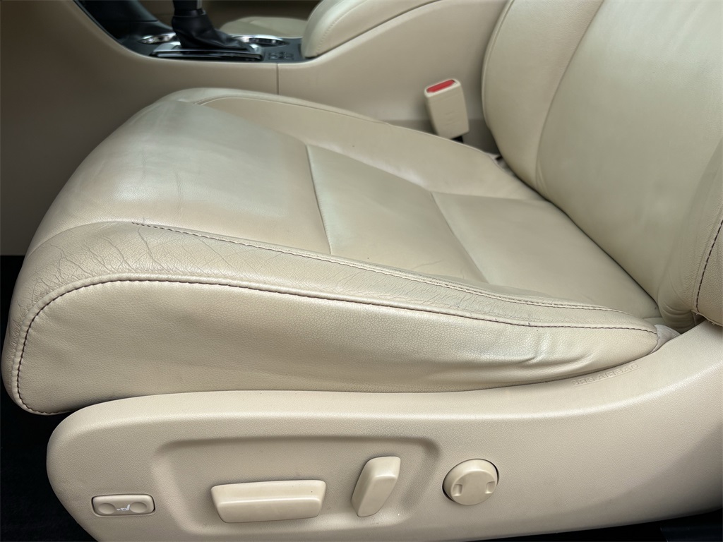 2016 Toyota Highlander XLE V6 Gold at Westside Lexus