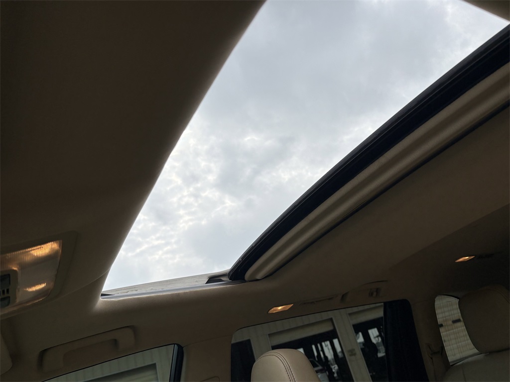 2016 Toyota Highlander XLE V6 Gold at Westside Lexus