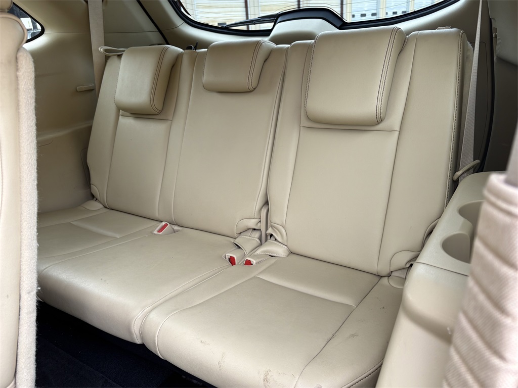 2016 Toyota Highlander XLE V6 Gold at Westside Lexus